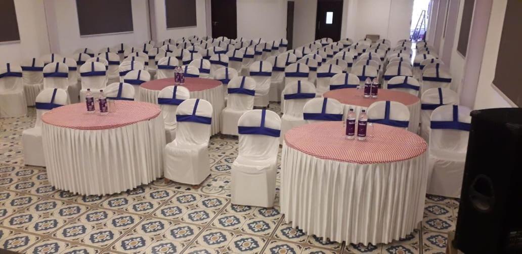 Medora Hotel Kozhikode Eksteriør bilde